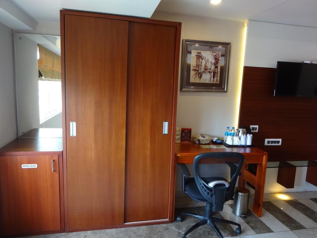 Paramount Tower Kozhikode Ngoại thất bức ảnh